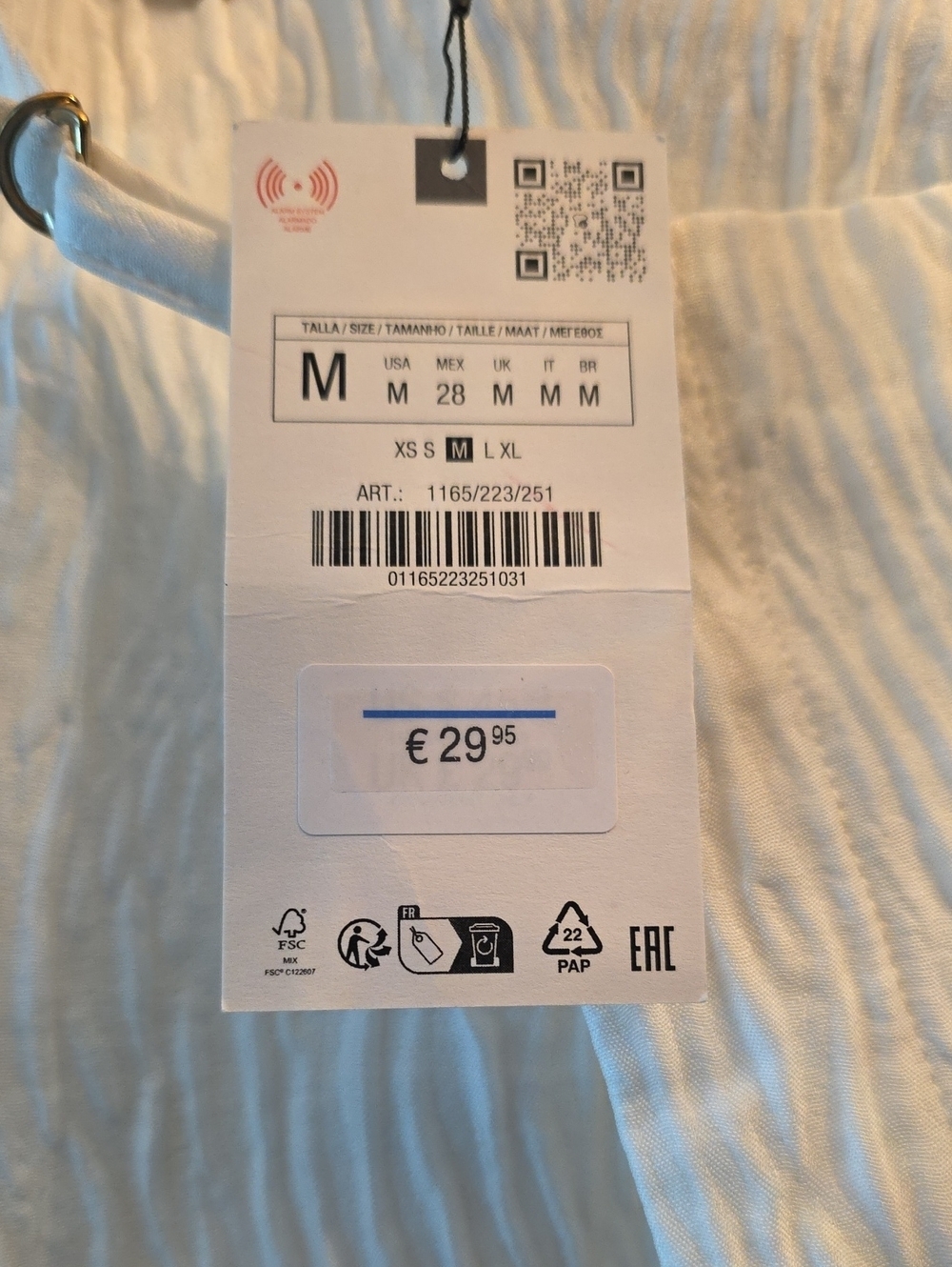 Zara White Textured Mini Skort - Picture 2 of 7